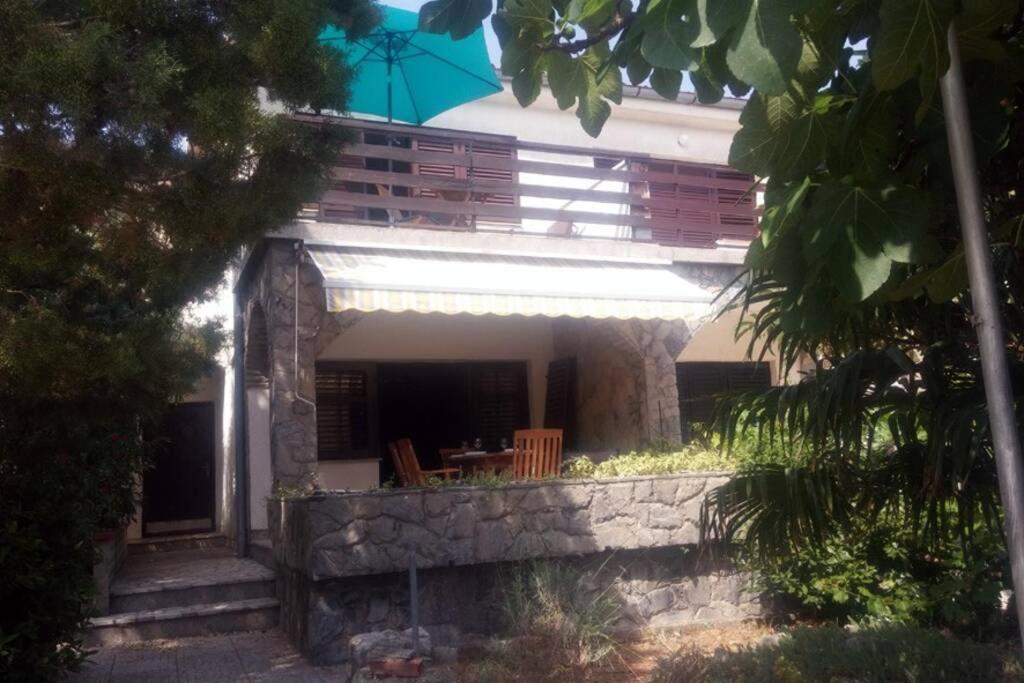Vikendica House Near Sea Coast With Surrounding *